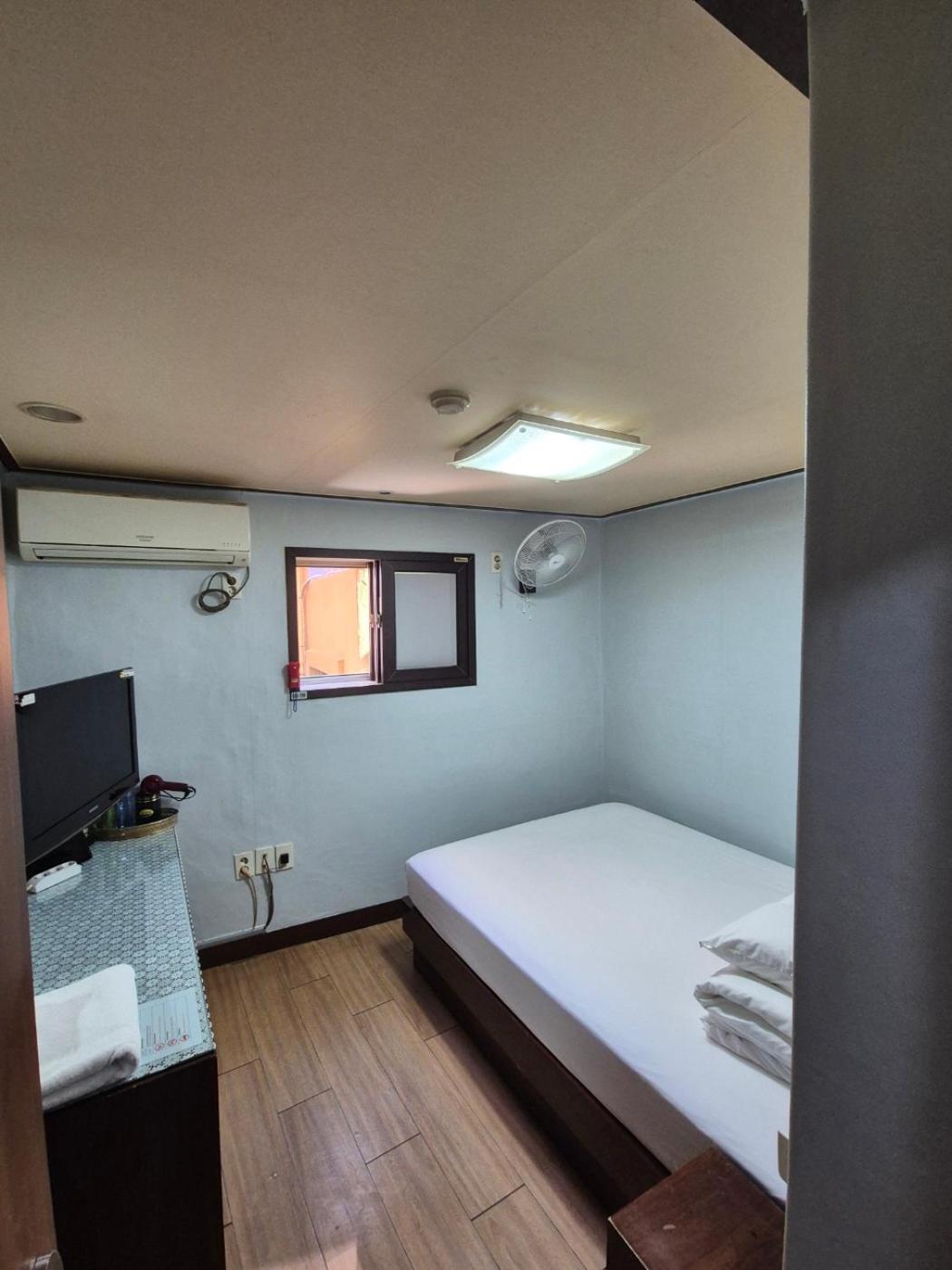 Joyful Stay Seúl Exterior foto